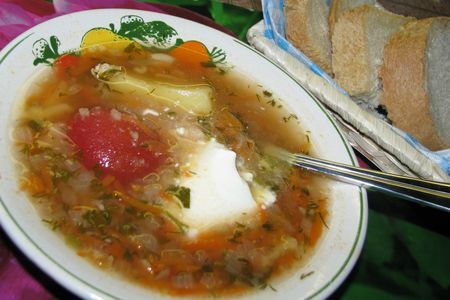 Суп с томатами в собственном соку: шаг 2