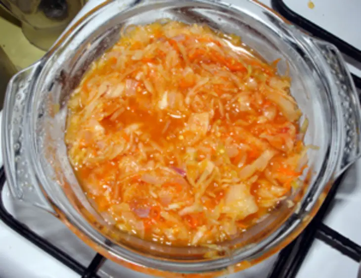 Пирожки с разной начинкой: картошкой, капустой и бананами: шаг 3