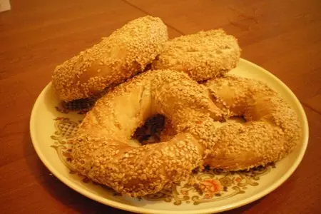 Симит (турецкий бублик с кунжутной обсыпкой): шаг 6