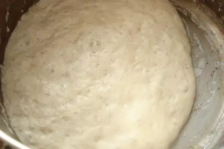 Хлебушек  с пивом - испечён по старинному методу французской кухни: шаг 1