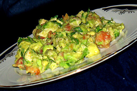 Салат из авокадо с куриной грудкой-гриль: шаг 6