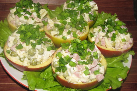 Яблоки, фаршированные салатом: шаг 1