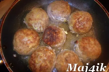 Пикантные мясные шарики-тефтельки в необычном соусе: шаг 4