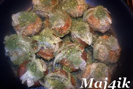 Пикантные мясные шарики-тефтельки в необычном соусе: шаг 5