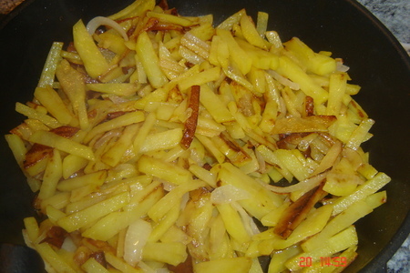 Тушёная   капуста с   жареной картошкой и беконом: шаг 1