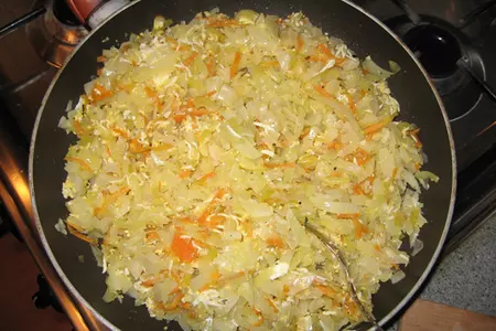 Пирожки с капустой: шаг 3
