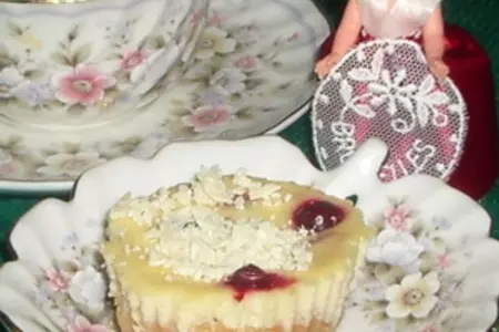 Чизкейки с белым шоколадом и клюквой: шаг 6