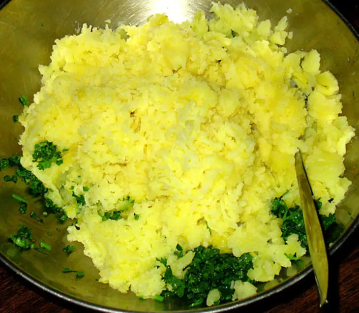 Картофельные мини-омлетики с овощами: шаг 2