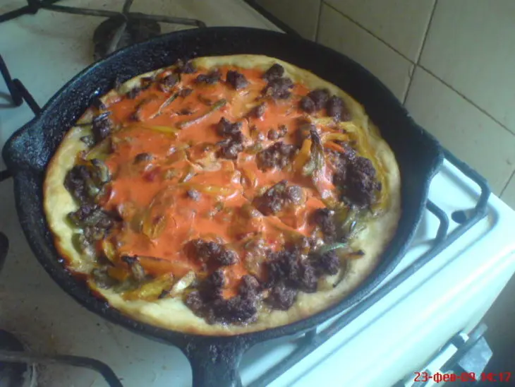 Мясной пирог с перцем для защитников отечества: шаг 1