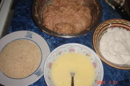 Котлеты с курятины и телятины: шаг 2