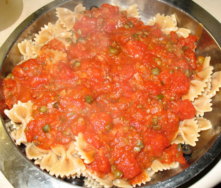 Паста (из цельного зерна) с томатным соусом и ньоками из пёстрого окуня (тилапии): шаг 5