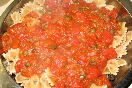 Паста (из цельного зерна) с томатным соусом и ньоками из пёстрого окуня (тилапии): шаг 5