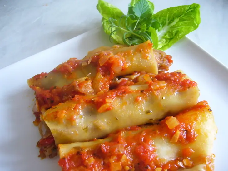 Каннеллони с квашеной капустой под томатным соусом: шаг 8