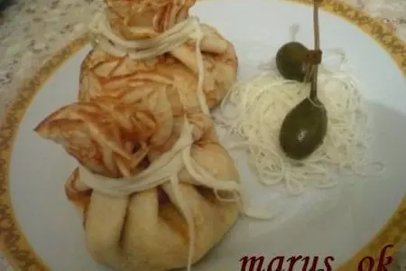 Мешочки блинные с сырным кремом и копченой семгой: шаг 3