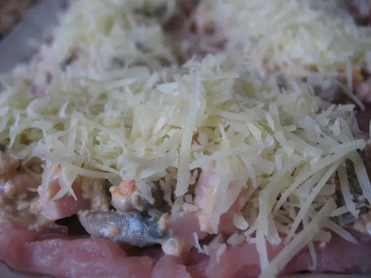 Мясо под нежной шубкой: шаг 3