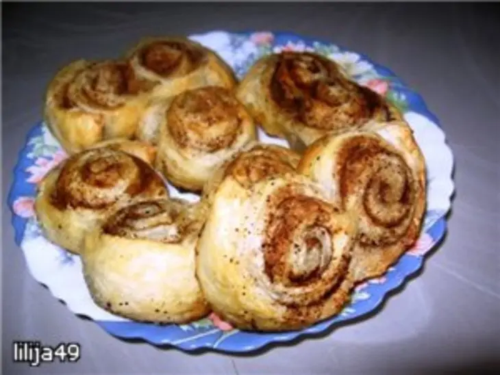 Булочки-восьмёрки или с наступающим!: шаг 5