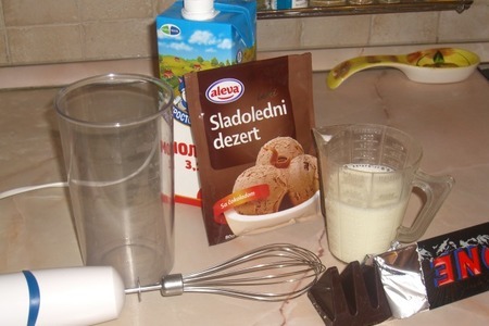 Мороженое с шоколадной крошкой и сухим завтраком choco: шаг 2