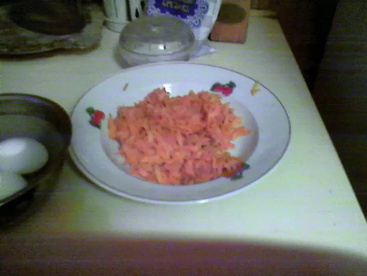 Блинчики с морковью и яйцом (по-иордански): шаг 1