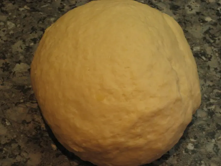 Пикантный белый хлебушек с сыром: шаг 2