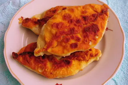 Пирожки с картошкой и грибами(тесто на пиве): шаг 3