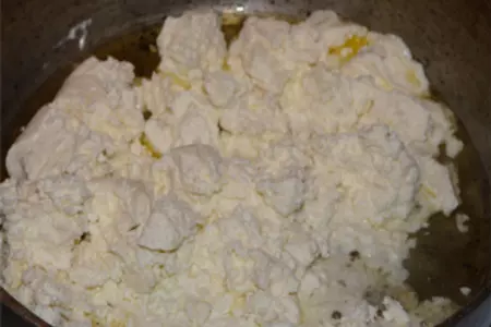 Омлет с творогом "привет из болгарии". быстрый и вкусный завтрак - 3.: шаг 3