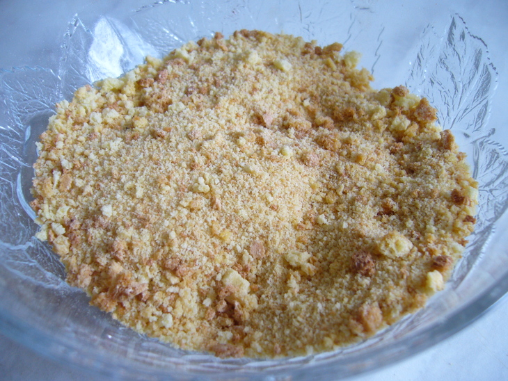 Бисквитные сухарики и бисквитная крошка для оформления выпечки: шаг 3