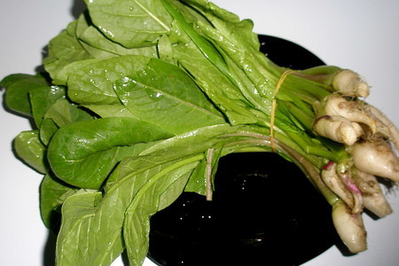 Овощной салат с листьями дайкона и гаранатовыми зернами: шаг 2