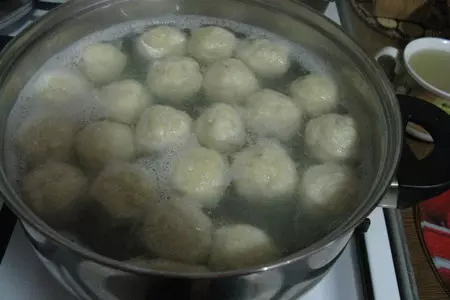 Творожные ленивые вареники с мясными шкварками: шаг 4