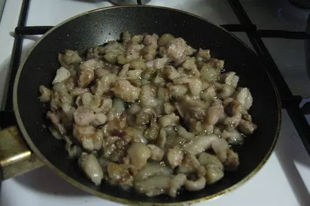 Творожные ленивые вареники с мясными шкварками: шаг 6
