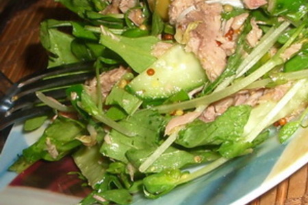 Салат с руколой и тунцом: шаг 2
