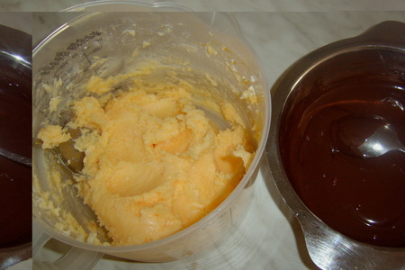 Масляно-шоколадный крем и торт из покупных коржей по-быстрому.: шаг 3