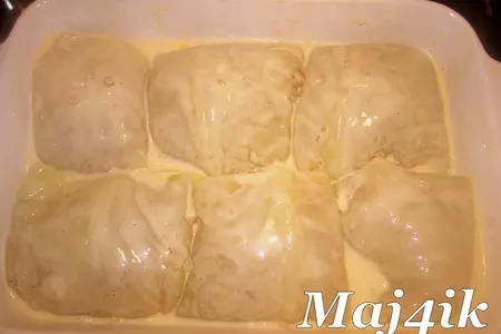 Необычные голубцы с фаршем, грибами и гречкой под сырной шапкой: шаг 4