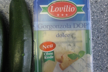Запеченные овощи с сыром gorgonzola: шаг 2