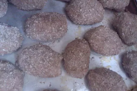 Котлеты из куриного фарша и не только...: шаг 4