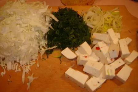 Салат из капусты с сыром  фетакса: шаг 3