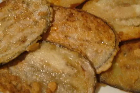 Рулетики из баклажан с мягким сыром: шаг 1