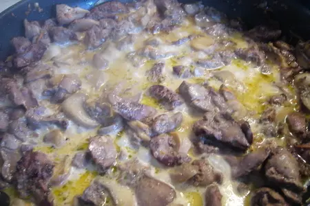 Клeкцки по-швабски (spätzle) с печеночно-грибным рагу: шаг 7