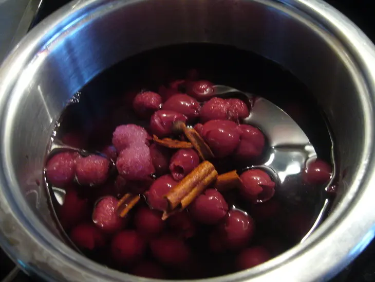 Не детский десерт „молoчный рис с киселем“ или „ milchreis mit rote grütze“: шаг 3
