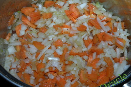 Сырные тортеллини с томатно - овощным бульоном: шаг 1