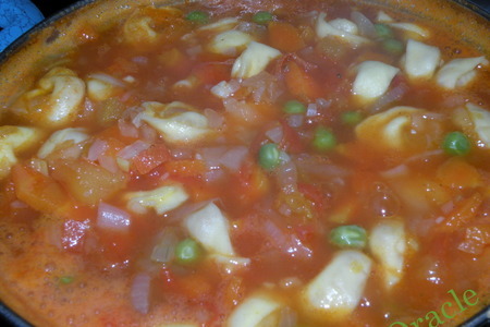 Сырные тортеллини с томатно - овощным бульоном: шаг 2