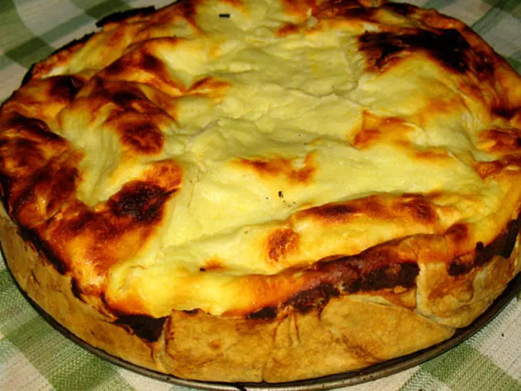 Пирог с курагой и творогом из турецкого теста юфка: шаг 7