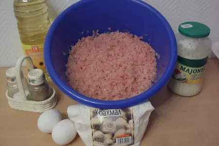 Нежные куриные котлеты: шаг 2