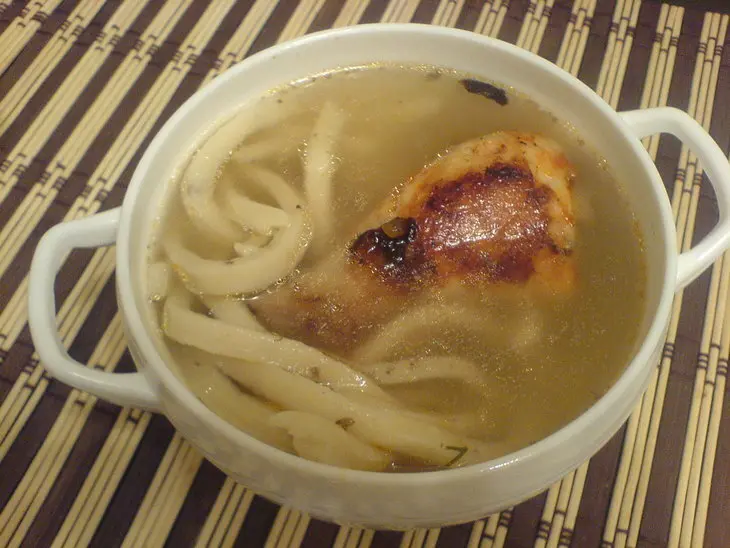 Домашняя лапша в горшочке с курочкой: шаг 3
