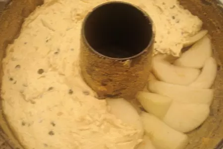 "грушевый пирог с шоколадом и фундуком"для любителей шоколада: шаг 1