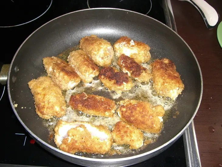 Мини котлетки куриные: шаг 3