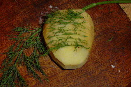 Картошка-гармошка с укропом: шаг 4