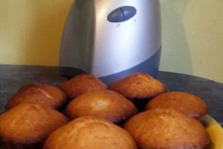 Очень быстрые маффины со сгущёнкой и бананом: шаг 6