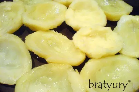 Пантофки из запечённого картофеля с наполнителями: шаг 5