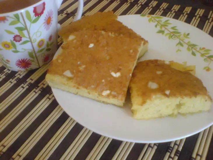 Ананасовая шарлотка с орешками кешью: шаг 1