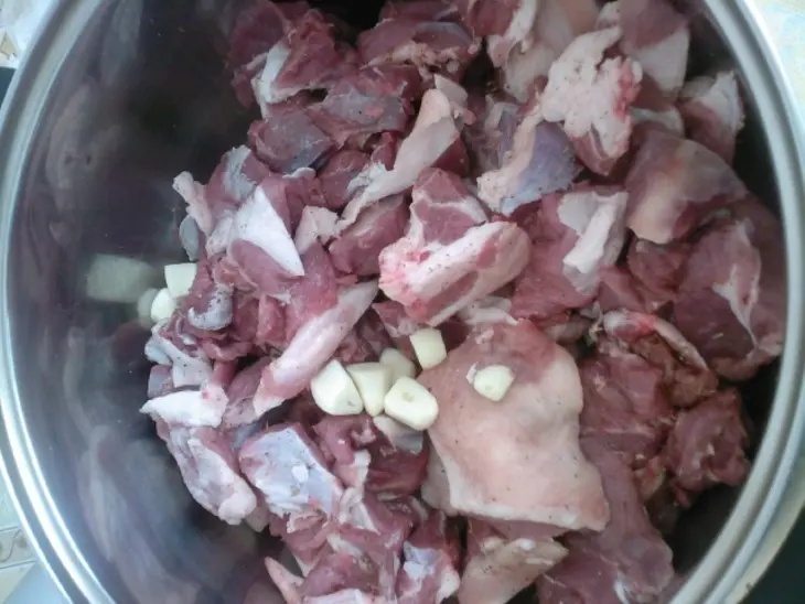 Мясо ягнёнка с овощами по-восточному.: шаг 1